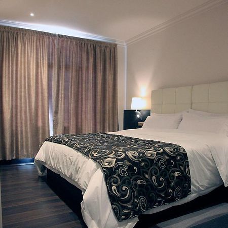 Avent Verahotel Kültér fotó