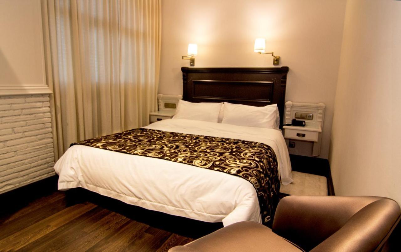 Avent Verahotel Kültér fotó