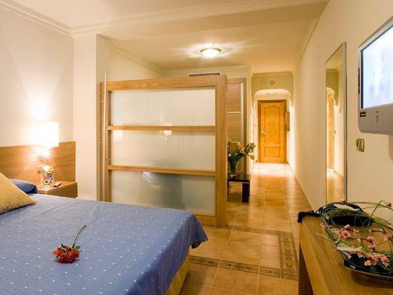 Avent Verahotel Kültér fotó