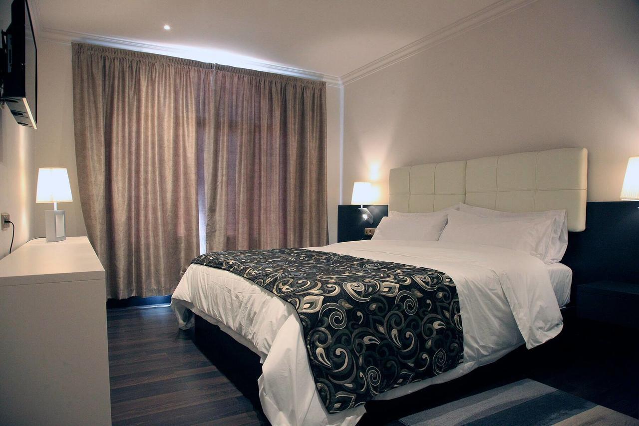 Avent Verahotel Kültér fotó